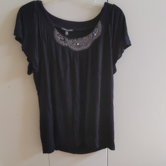 Cable & Gauge Black Top w/ Jeweled Neckline - XL - Picture 1 of 7